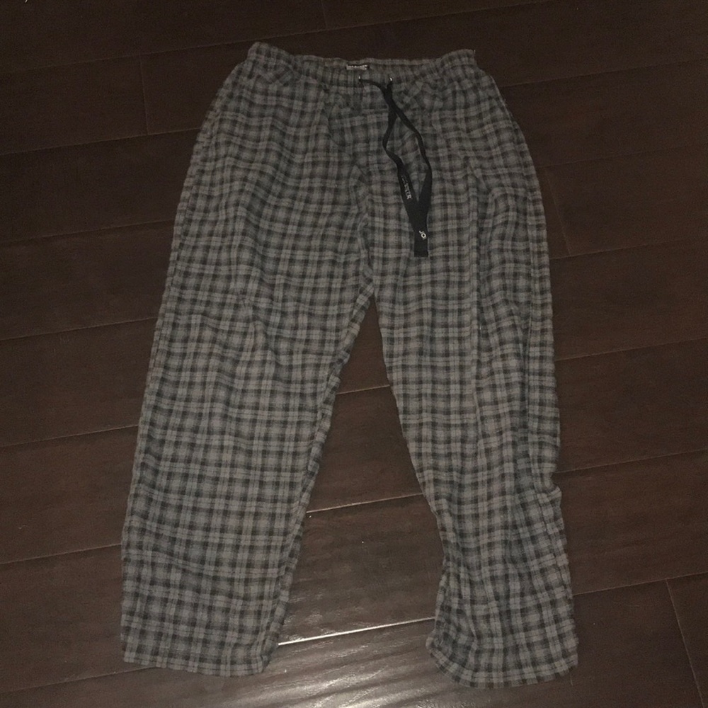 gray and black plaid pajamas pants